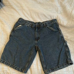 Men’s jean shorts with pockets